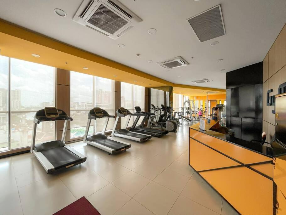 Rivergate - Cozy Free Pool, Esim For From 5 Nights Apartment *