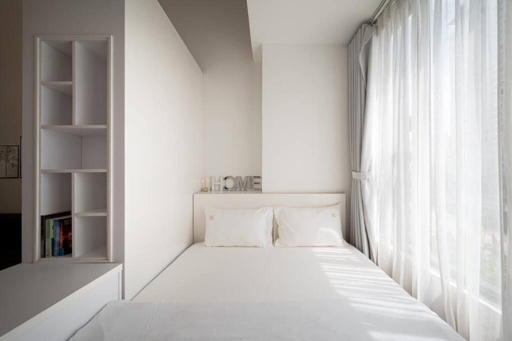 Rivergate - Cozy Free Pool, Esim For From 5 Nights Apartment